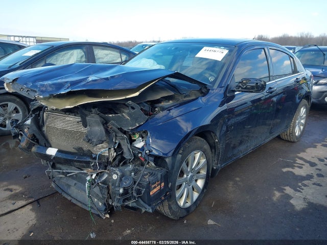 Продаж на аукціоні авто 2012 Chrysler 200 Touring, vin: 1C3CCBBB2CN144871, номер лоту: 44458778