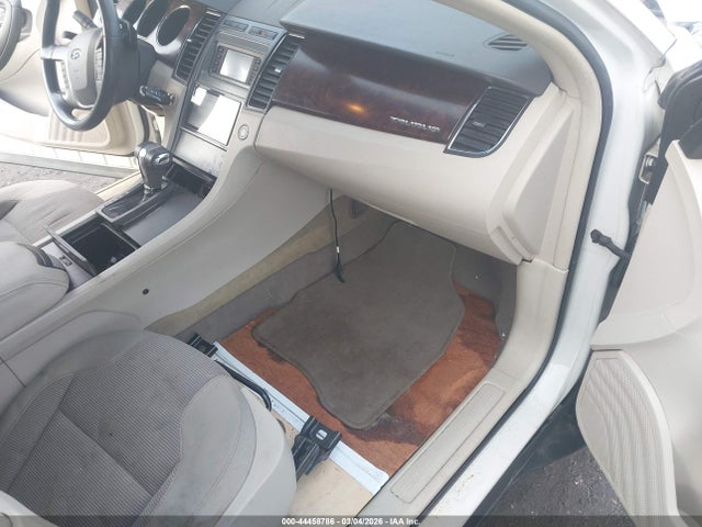 2011 FORD TAURUS 1FAHP2HW5BG149684 Photo 4