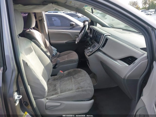 Aukcja sprzedaży 2017 Toyota Sienna L 7 Passenger, vin: 5TDZZ3DC4HS872547, numer aukcji: 44458915