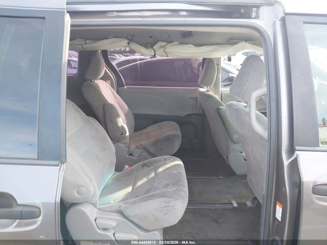Aukcja sprzedaży 2017 Toyota Sienna L 7 Passenger, vin: 5TDZZ3DC4HS872547, numer aukcji: 44458915