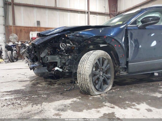 44458923 :رقم المزاد ، 3MVDMBDY3MM235835 vin ، 2021 Mazda Cx-30 2.5 Turbo Premium مزاد بيع