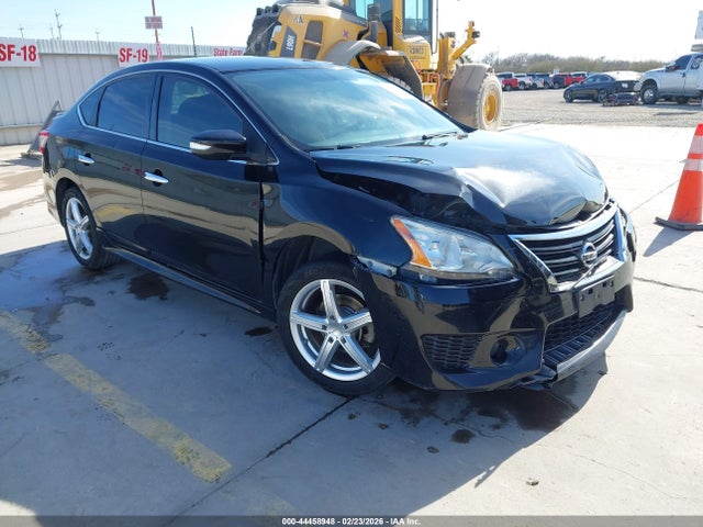 Nissan SENTRA SR 2015 3N1AB7AP8FY329372 главное изображение