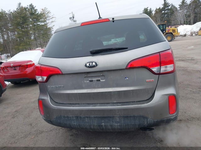 KIA SORENTO LX 2015 5XYKTCA65FG652622 Image 12