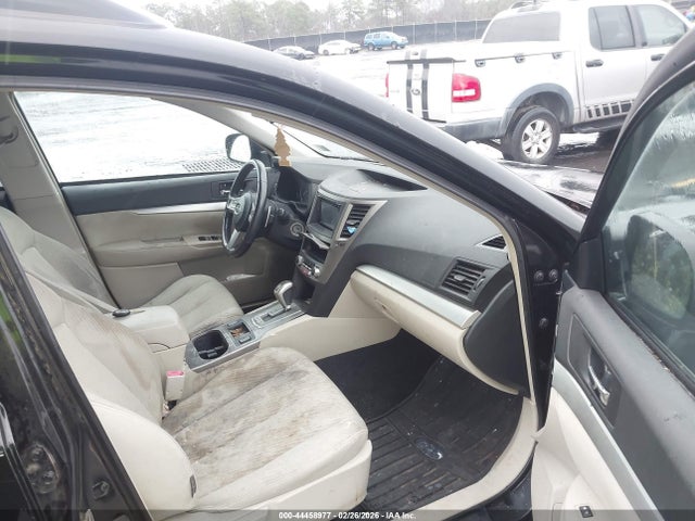2011 Subaru Outback 2.5i Premium მანქანა იყიდება აუქციონზე, vin: 4S4BRBCC4B3406800, აუქციონის ნომერი: 44458977