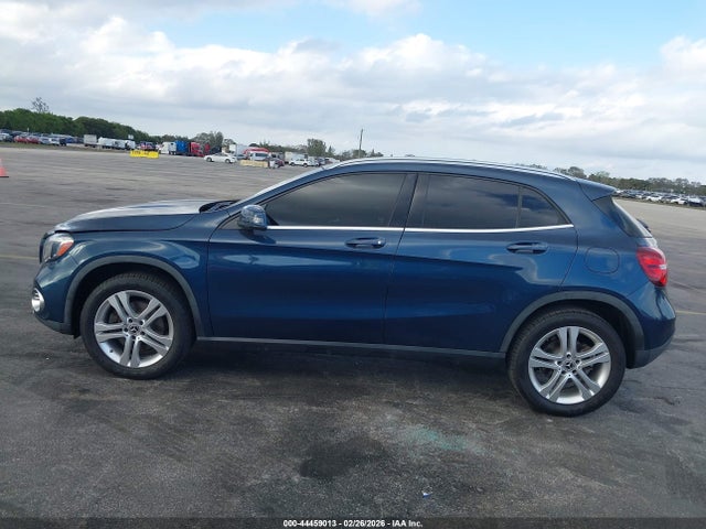 2020 Mercedes-benz Gla 250 მანქანა იყიდება აუქციონზე, vin: WDCTG4EB6LJ663821, აუქციონის ნომერი: 44459013