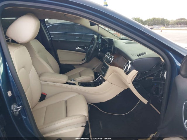 2020 Mercedes-benz Gla 250 მანქანა იყიდება აუქციონზე, vin: WDCTG4EB6LJ663821, აუქციონის ნომერი: 44459013