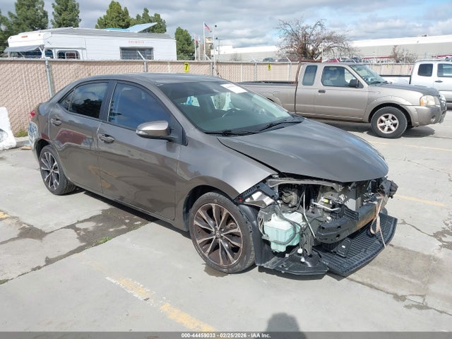 2T1BURHE9JC106231 Toyota COROLLA SE
