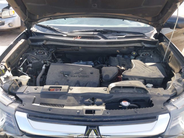 Mitsubishi Outlander Es 2016 JA4AD2A3XGZ026831 Image 10