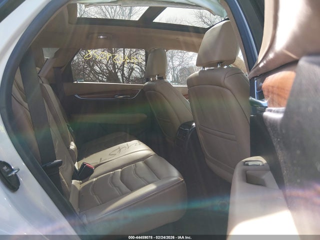 2017 CADILLAC XT5 1GYKNFRS1HZ192595 Photo 7