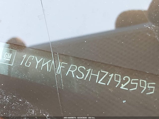 2017 CADILLAC XT5 1GYKNFRS1HZ192595 Photo 8