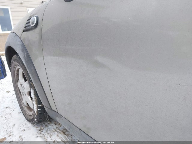 2010 MINI COOPER WMWMF3C51ATZ65391 Photo 5