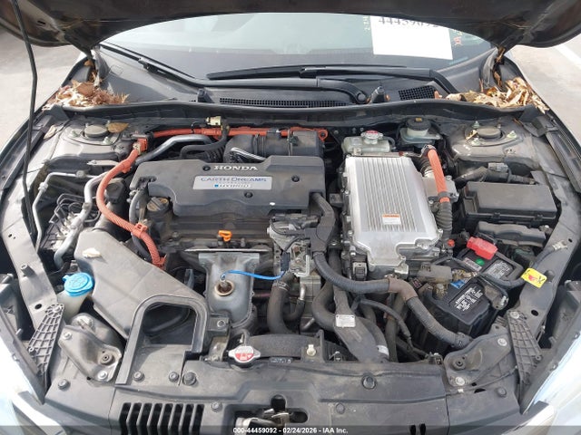 Aukcja sprzedaży 2015 Honda Accord Hybrid Touring, vin: 1HGCR6F73FA011119, numer aukcji: 44459092