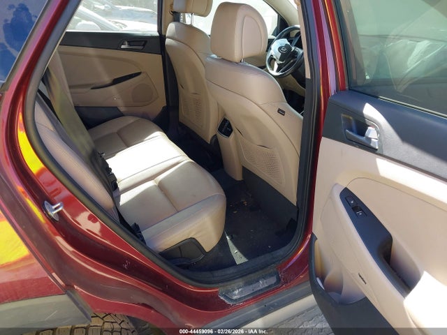 KM8J3CA21HU287636 Hyundai Tucson Limited