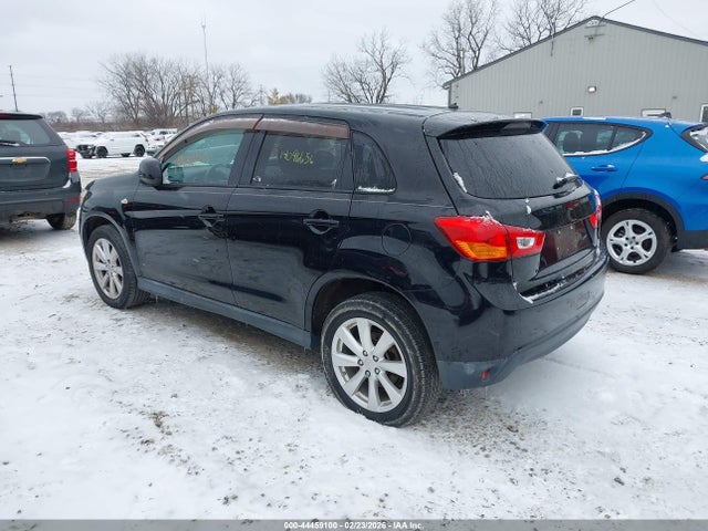 2015 MITSUBISHI OUTLANDER SPORT 4A4AP3AU4FE010828 Photo 2