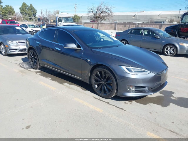 2018 TESLA MODEL S 5YJSA1E20JF269740 Photo 0