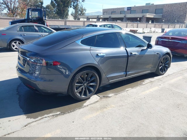 2018 TESLA MODEL S 5YJSA1E20JF269740 Photo 3
