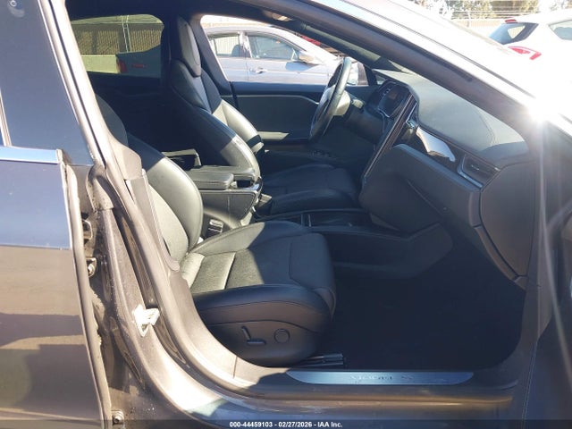 2018 TESLA MODEL S 5YJSA1E20JF269740 Photo 4