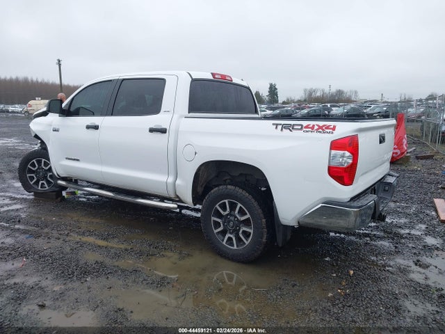 5TFDY5F12GX538157 Toyota Tundra Sr5 5.7l V8
