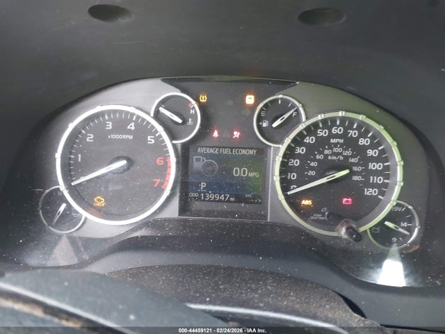 5TFDY5F12GX538157 Toyota Tundra Sr5 5.7l V8