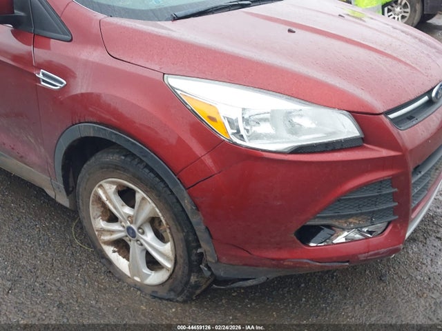 1FMCU0GX8EUC52143 Ford ESCAPE SE