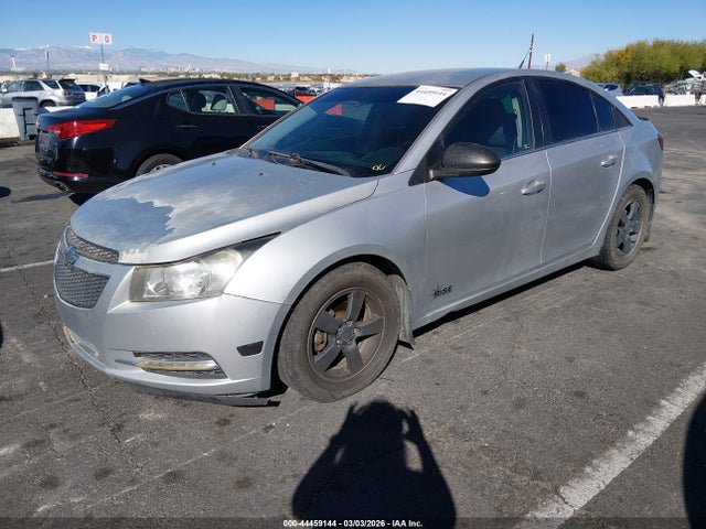 1G1PD5SB0E7471328 Chevrolet Cruze 1lt Manual