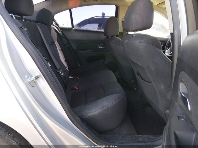 1G1PD5SB0E7471328 Chevrolet Cruze 1lt Manual