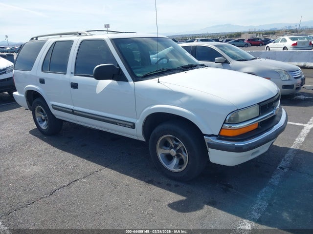 2000 CHEVROLET BLAZER 1GNCS13W1YK198611