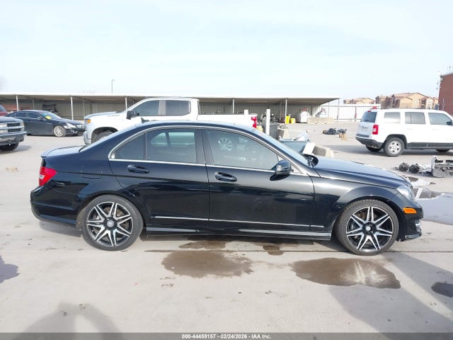 Aukcja sprzedaży 2013 Mercedes-benz C 300 Sport 4matic, vin: WDDGF8AB5DA836565, numer aukcji: 44459157