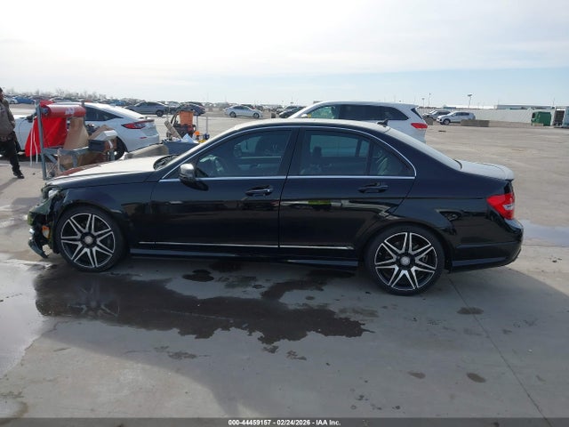 Aukcja sprzedaży 2013 Mercedes-benz C 300 Sport 4matic, vin: WDDGF8AB5DA836565, numer aukcji: 44459157