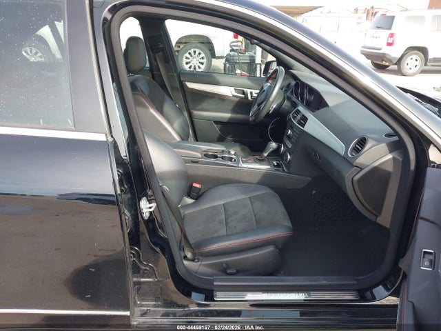Aukcja sprzedaży 2013 Mercedes-benz C 300 Sport 4matic, vin: WDDGF8AB5DA836565, numer aukcji: 44459157