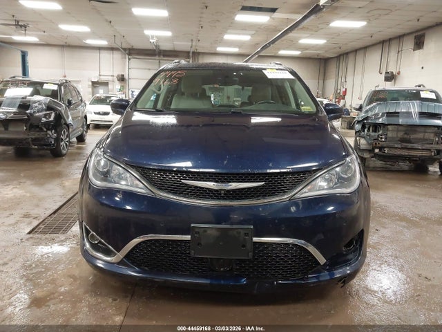 44459168 :رقم المزاد ، 2C4RC1EG1HR539030 vin ، 2017 Chrysler Pacifica Touring-l Plus مزاد بيع