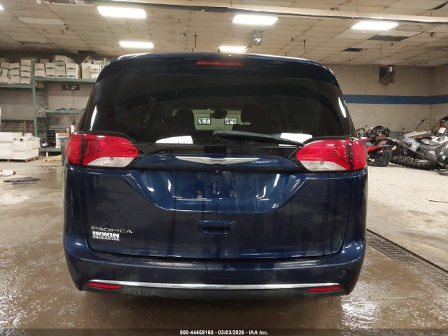 44459168 :رقم المزاد ، 2C4RC1EG1HR539030 vin ، 2017 Chrysler Pacifica Touring-l Plus مزاد بيع