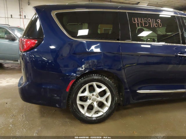 44459168 :رقم المزاد ، 2C4RC1EG1HR539030 vin ، 2017 Chrysler Pacifica Touring-l Plus مزاد بيع