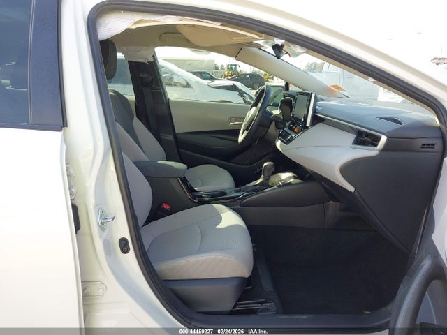Toyota Corolla Hybrid Le 2021 JTDEAMDEXMJ013161 Image 18
