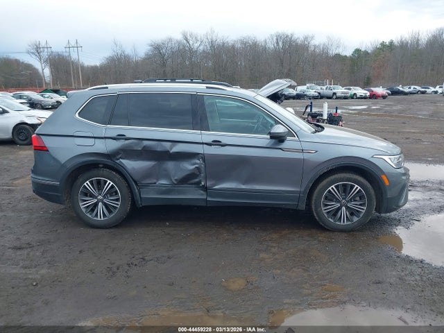 Продаж на аукціоні авто 2022 Volkswagen Tiguan 2.0t Se, vin: 3VV2B7AX3NM033250, номер лоту: 44459228