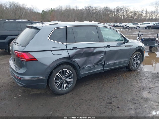 Продаж на аукціоні авто 2022 Volkswagen Tiguan 2.0t Se, vin: 3VV2B7AX3NM033250, номер лоту: 44459228