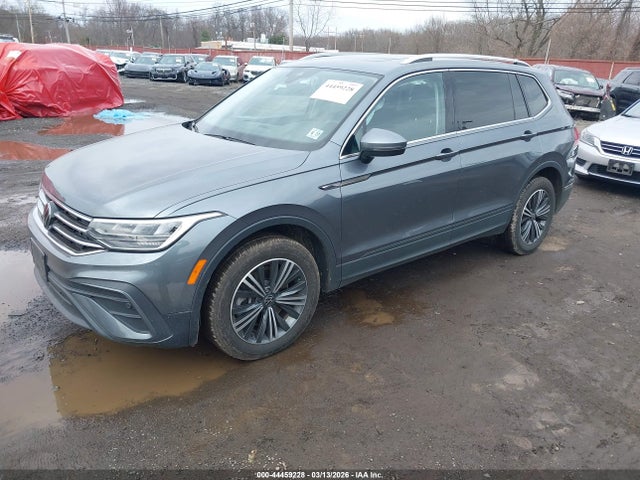 Продаж на аукціоні авто 2022 Volkswagen Tiguan 2.0t Se, vin: 3VV2B7AX3NM033250, номер лоту: 44459228