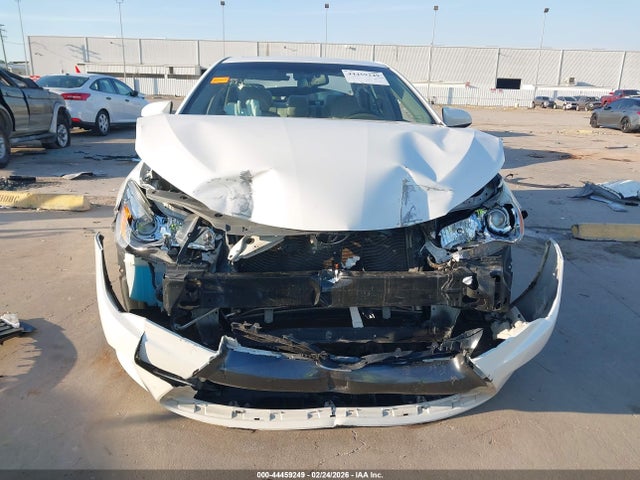 4T1BF1FK6HU619417 Toyota CAMRY XLE