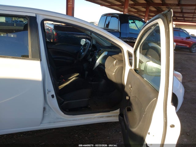 Nissan Versa Note S Plus 2015 3N1CE2CP1FL443047 Image 5