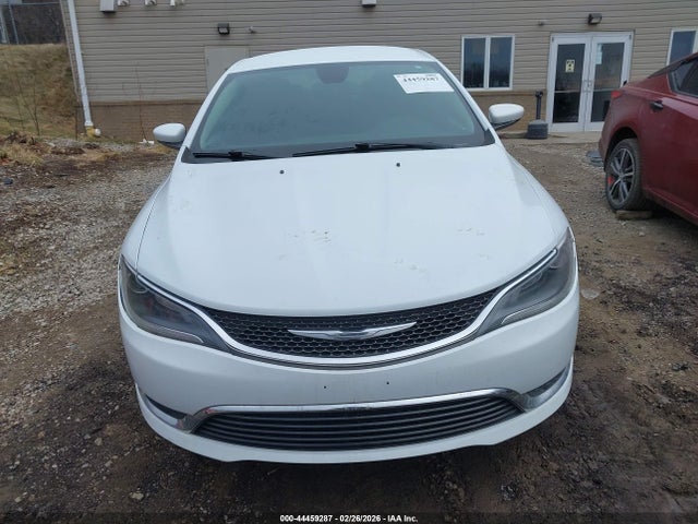 2016 Chrysler 200 Limited მანქანა იყიდება აუქციონზე, vin: 1C3CCCAB1GN109249, აუქციონის ნომერი: 44459287