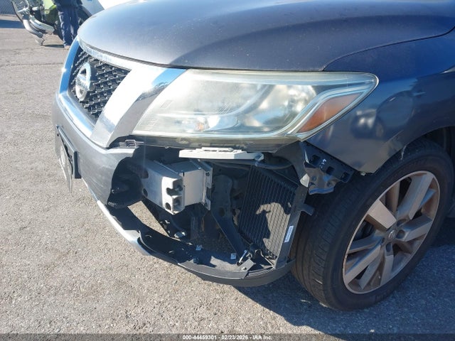 Продажа на аукционе авто 2014 Nissan Pathfinder Platinum, vin: 5N1AR2MN3EC647943, номер лота: 44459301