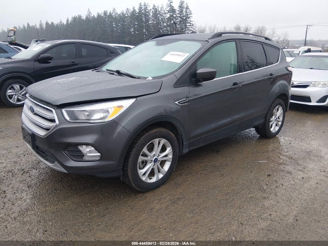 1FMCU9GD5JUB15052 Ford ESCAPE SE