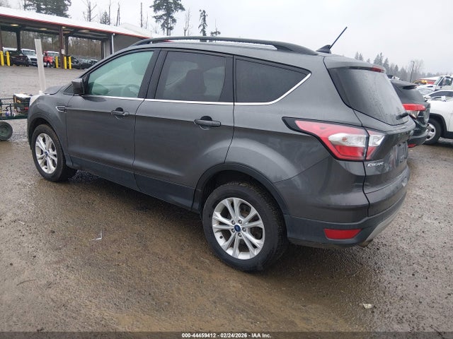 1FMCU9GD5JUB15052 Ford ESCAPE SE