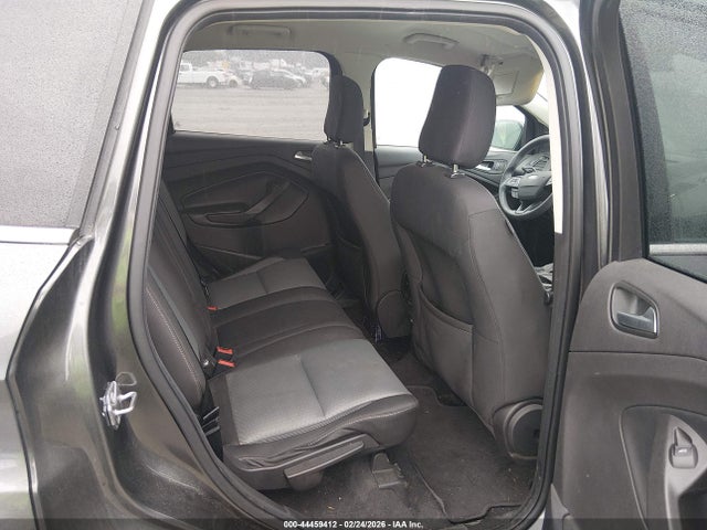 1FMCU9GD5JUB15052 Ford ESCAPE SE