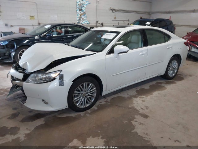 Продажа на аукционе авто 2013 Lexus Es 350, vin: JTHBK1GG2D2063976, номер лота: 44459426
