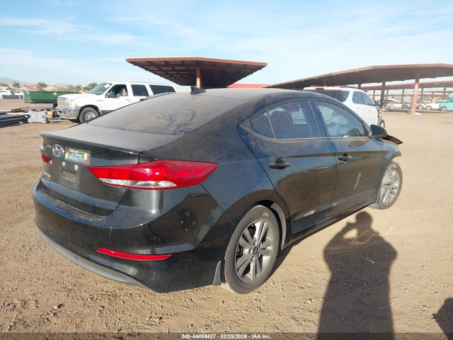 5NPD84LF9JH306104 Hyundai Elantra Value Edition