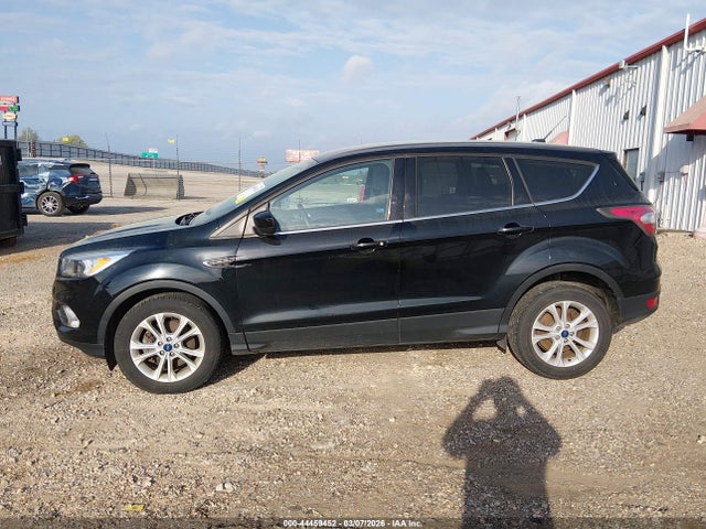 1FMCU9GD7HUA77074 Ford ESCAPE SE