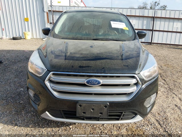 1FMCU9GD7HUA77074 Ford ESCAPE SE