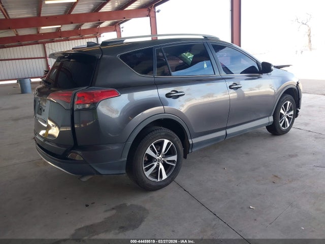 JTMWFREV5GJ064881 Toyota Rav4 Xle