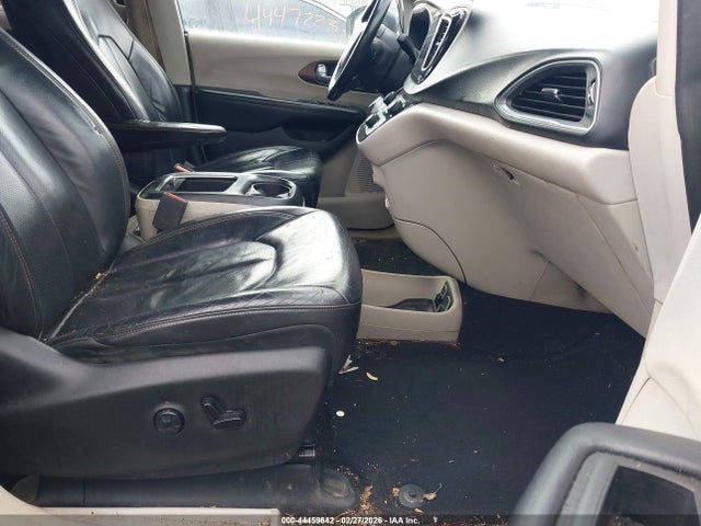 Aukcja sprzedaży 2017 Chrysler Pacifica Touring-l Plus, vin: 2C4RC1EG4HR533707, numer aukcji: 44459642